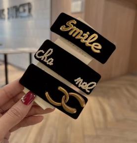TEXTILE ACCESSORIES