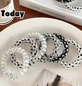 TEXTILE ACCESSORIES